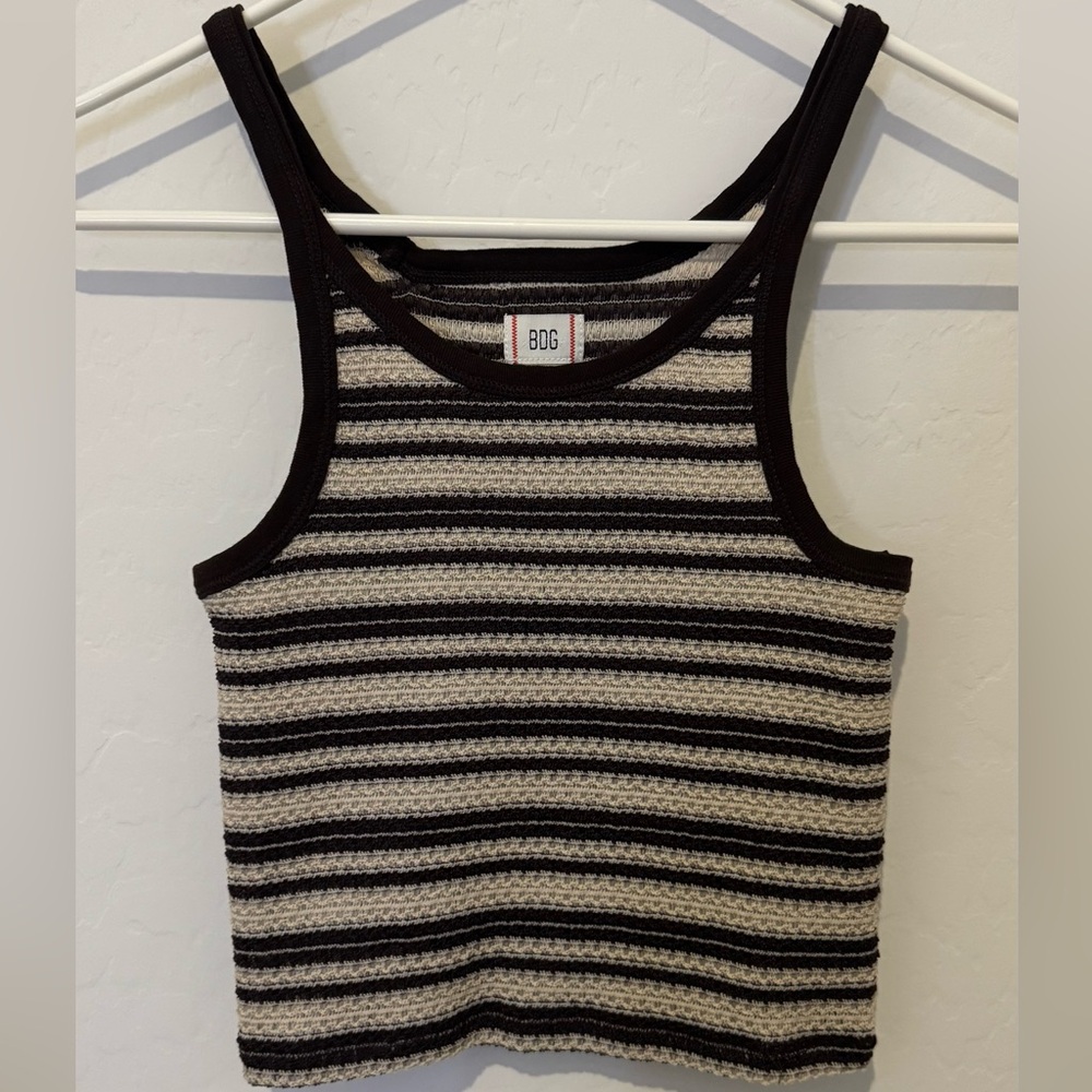 Crochet material tank top